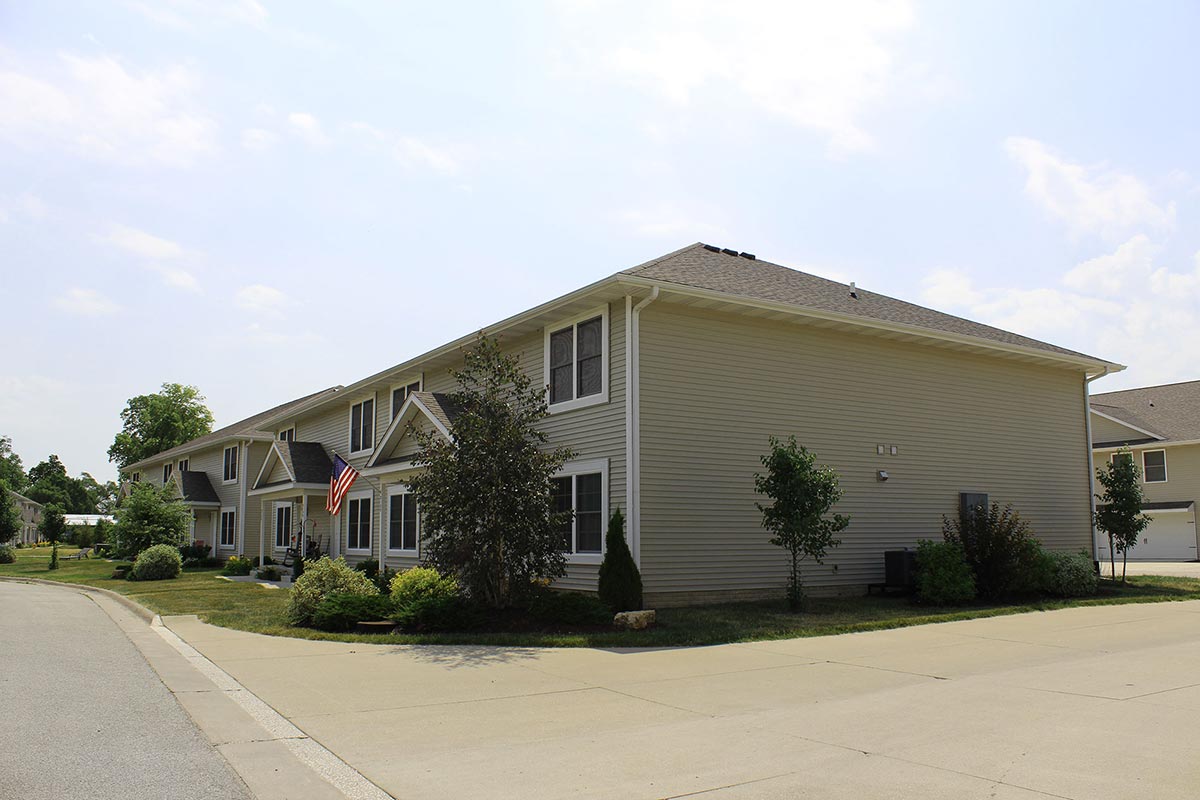 to Blackhawk Landing Townhomes in Rock Island, IL